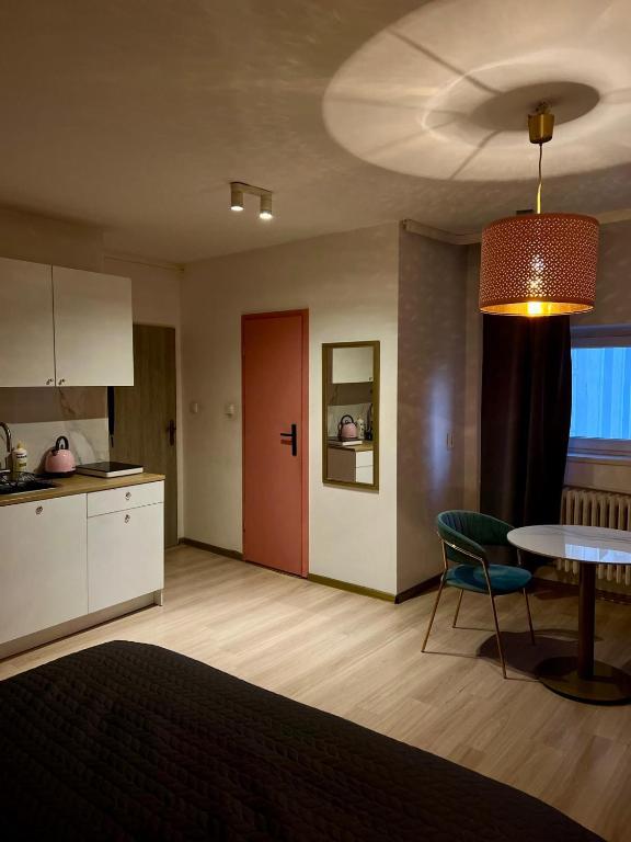 Nhà bếp/bếp nhỏ tại Apartament Blue Monte 60