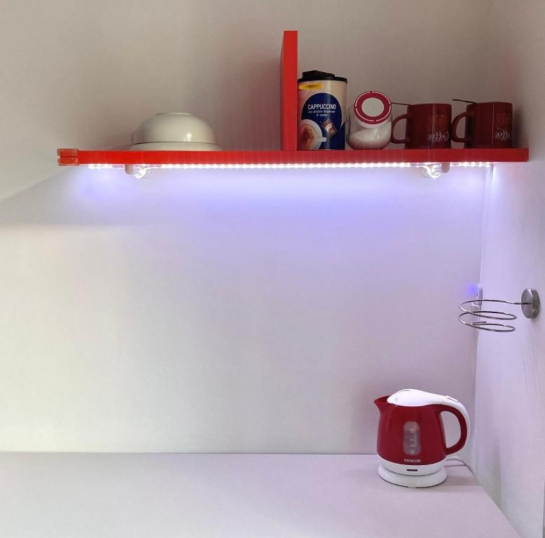 Central Private En-Suite with Balcony in shared residence - 8