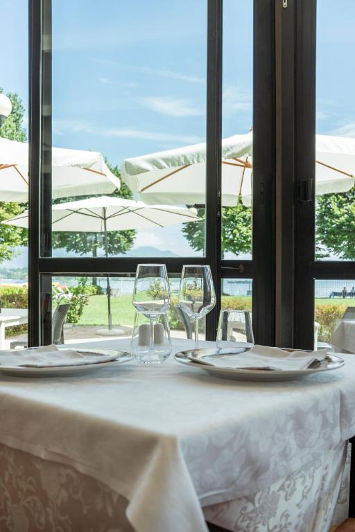 Restaurace v ubytování Hotel Stella del Benaco