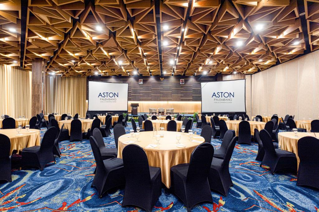 Aston Palembang Hotel & Conference Centre photo