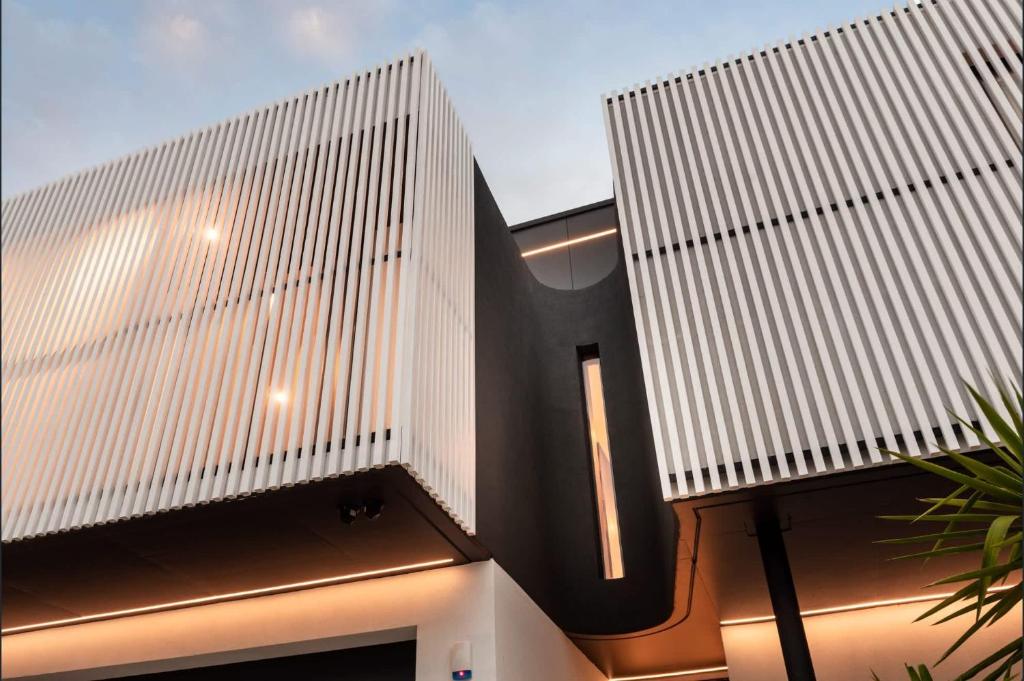 Tòa nhà nơi nhà nghỉ dưỡng tọa lạc