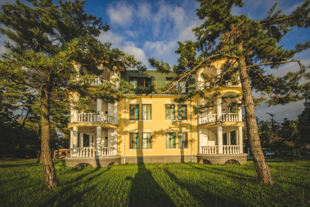 Zahrada ubytování Marshal Resort Kobuleti