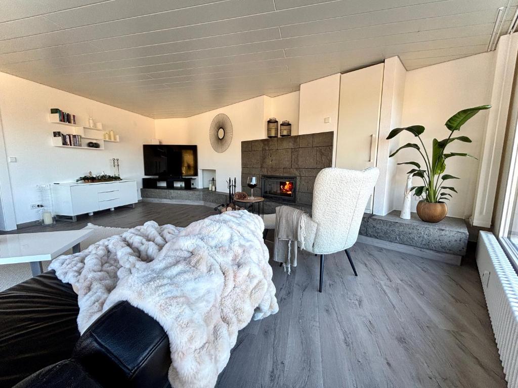 Kuchyň nebo kuchyňský kout v ubytování Panorama Auszeit Schwarzwald Kamin Traumhaftes Premium Apartment