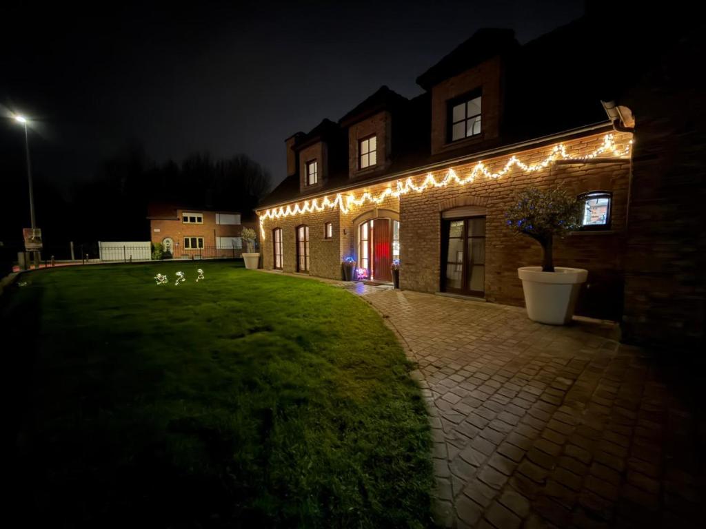 Budova, kde se vila nachází