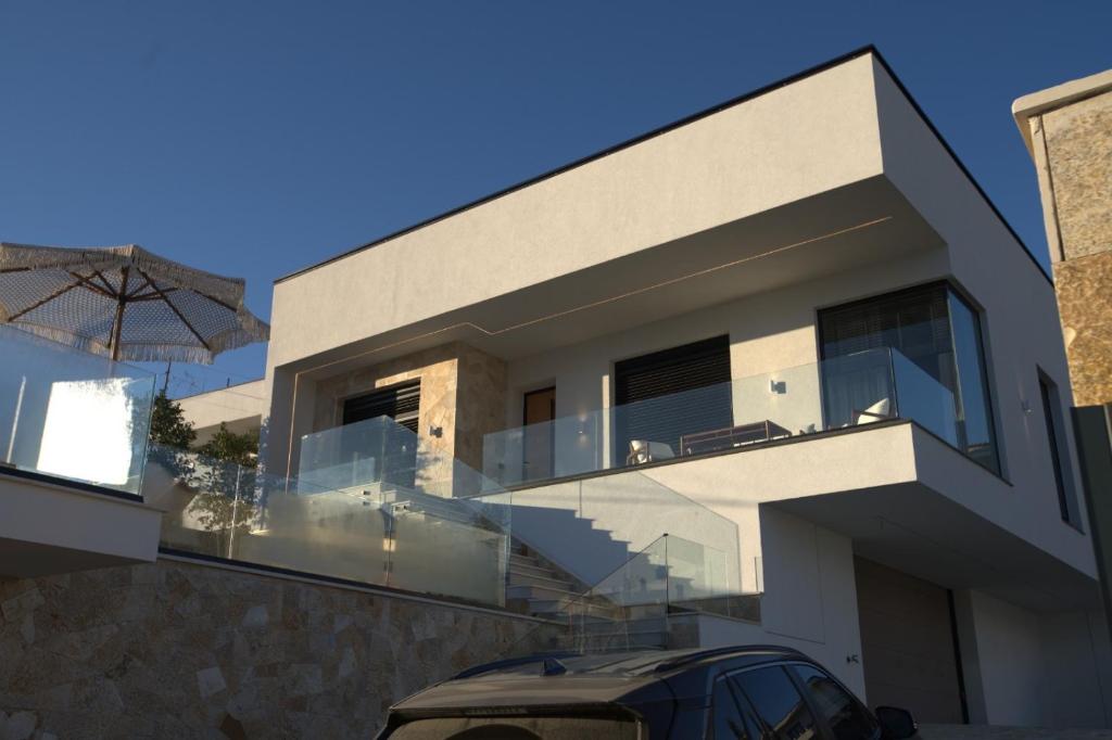 Bygningen som villaen ligger i