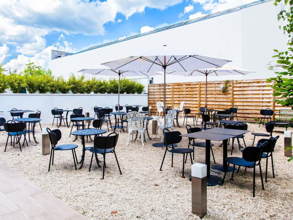 En restaurant eller et andet spisested på Novotel Blois Centre Val De Loire