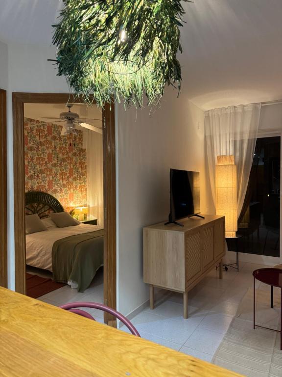 Photo de la galerie de l'établissement Beachfront apartment, à El Altet