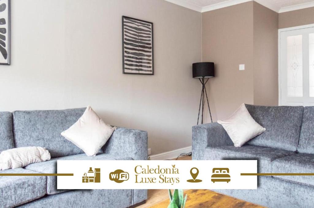 Et opholdsområde på 3 BDR House At Caledonia Luxe Stays Short Lets & Serviced Accommodation Falkirk