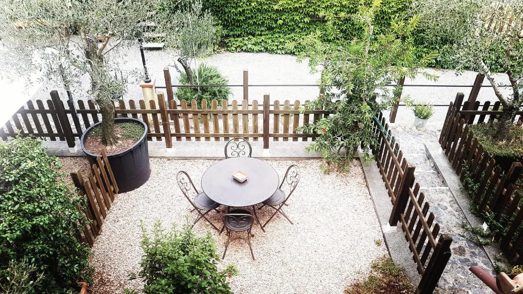 Vườn quanh Salvia e Rosmarino - Affittacamere in Liguria