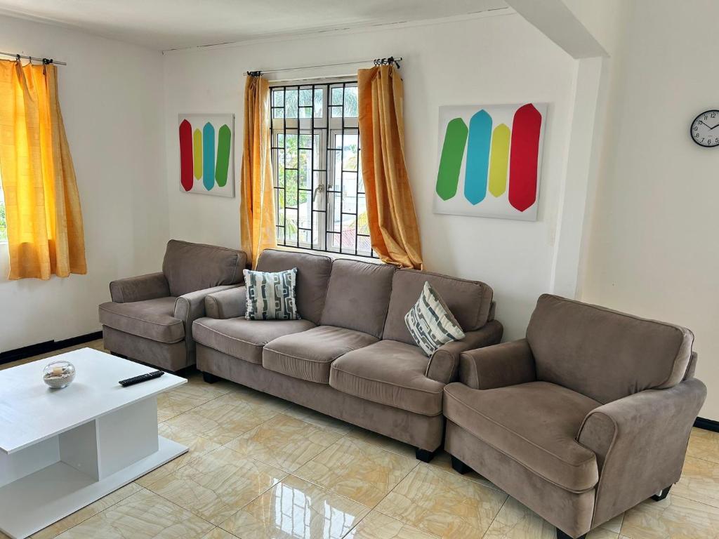 Khu vực ghế ngồi tại Ramtale residence