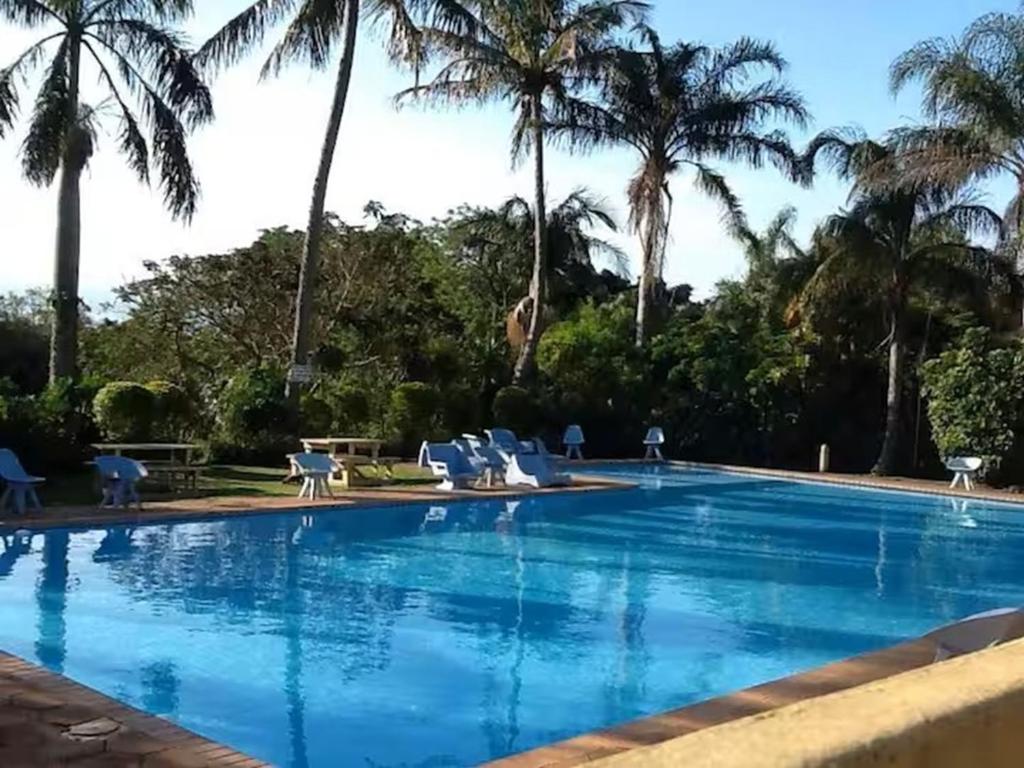 Bazén v ubytování Unit 5 Manzini Chalet nebo v jeho okolí