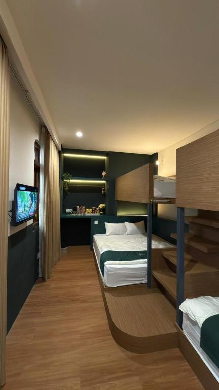 Agung Guest House by RF - Error