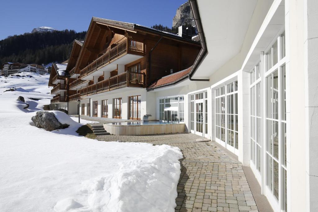 TH Corvara - Greif Hotel v zimě