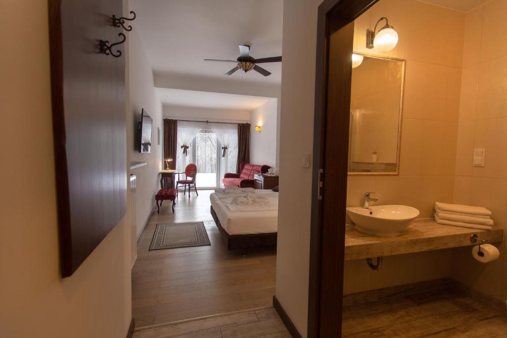 Dwór i Dworek Leszczowate Wellness & Spa - 5