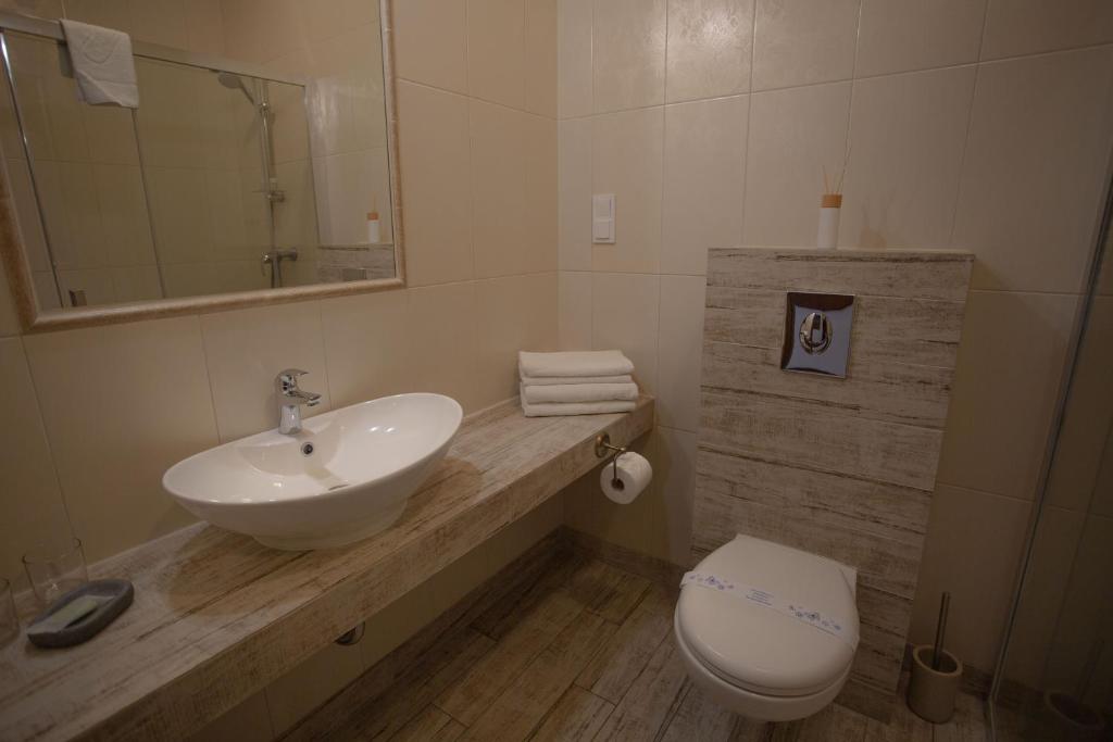 Dwór i Dworek Leszczowate Wellness & Spa - 7