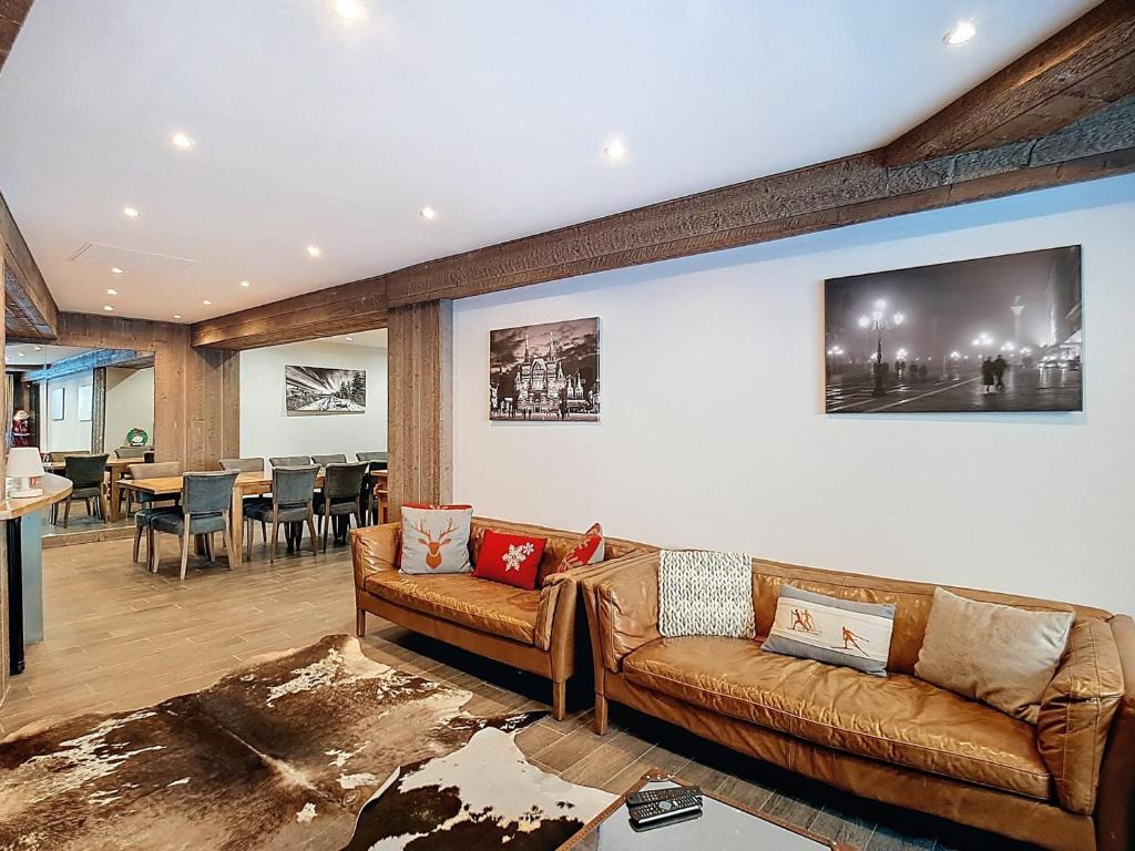 Appartement Rénové Centre Val d'Isère - 6 Pièces, 10 Pers, Parking - FR-1-518-160