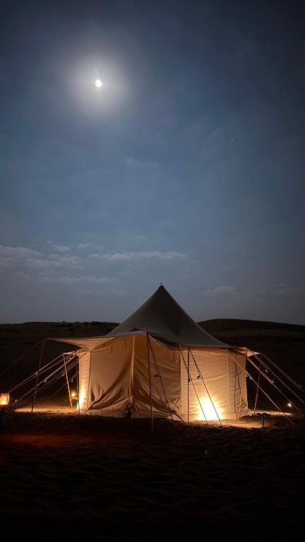 Foto de la galeria de Desert waves camp a Badīyah