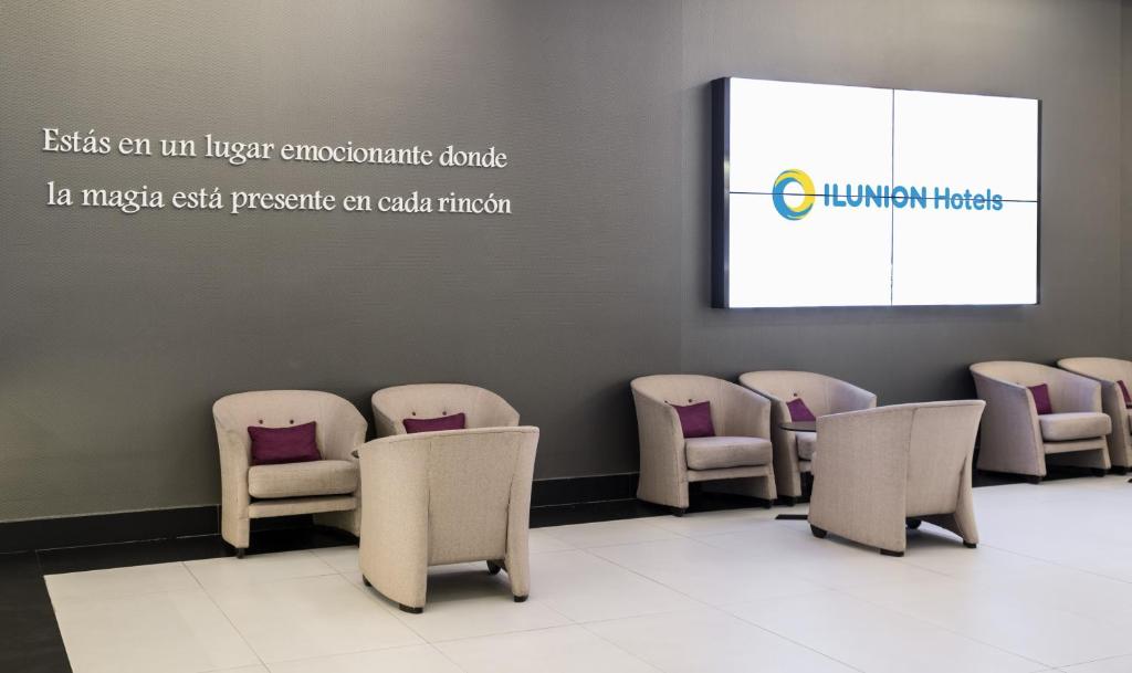 Ilunion Suites Madrid - Resim 18