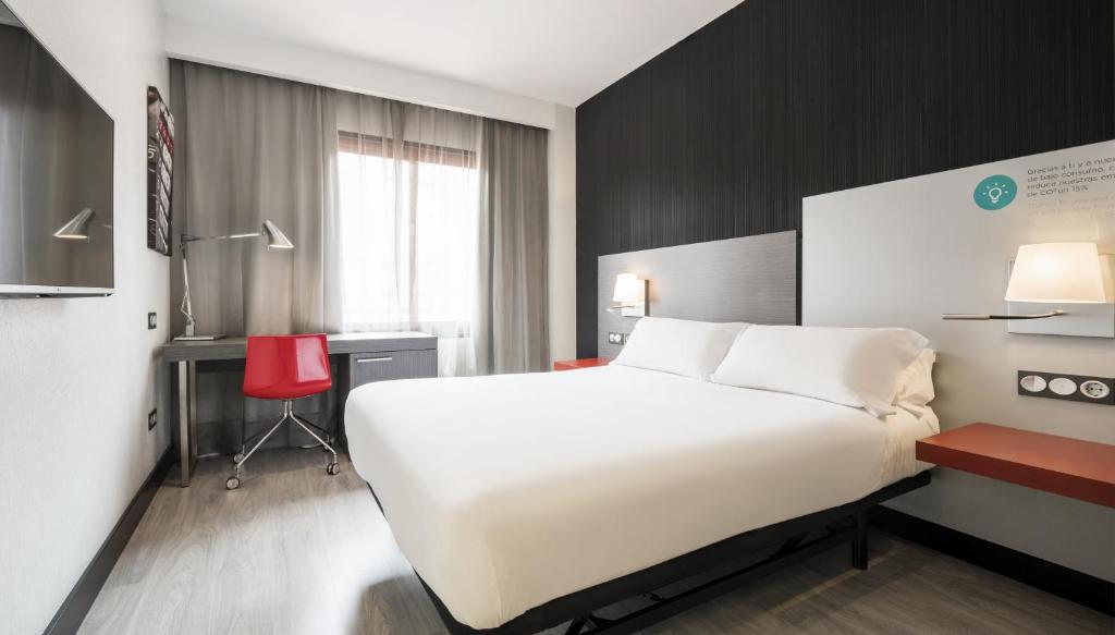 Ilunion Suites Madrid - Standard Double Or Twin Room