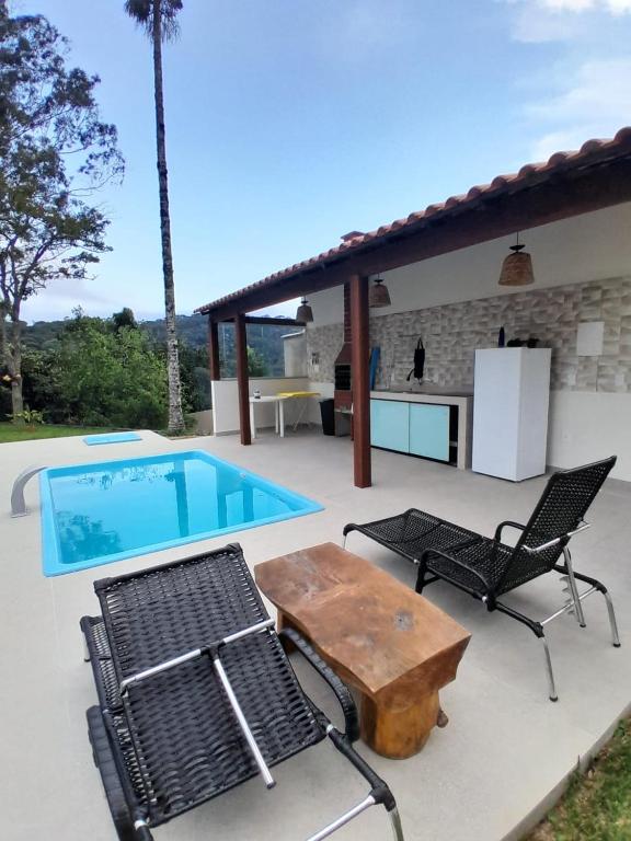 Hồ bơi trong/gần Mansion in the mountains