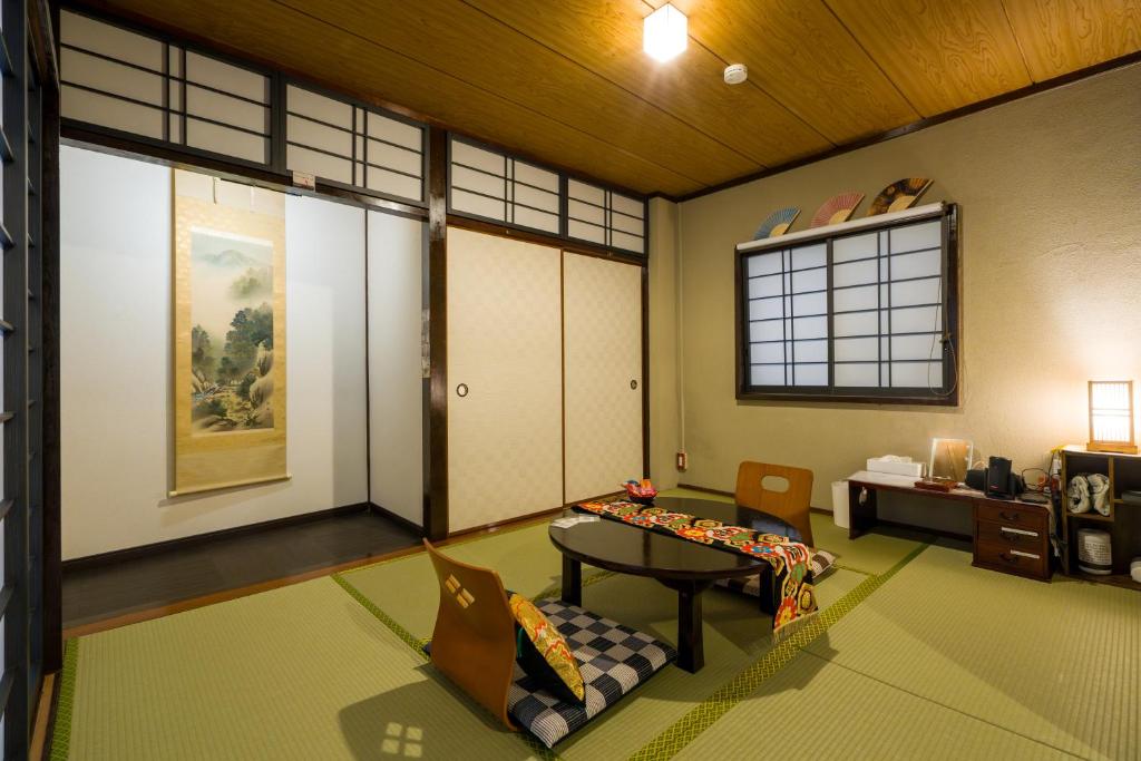 First Japan Stay Quiet Tatami Ebisu