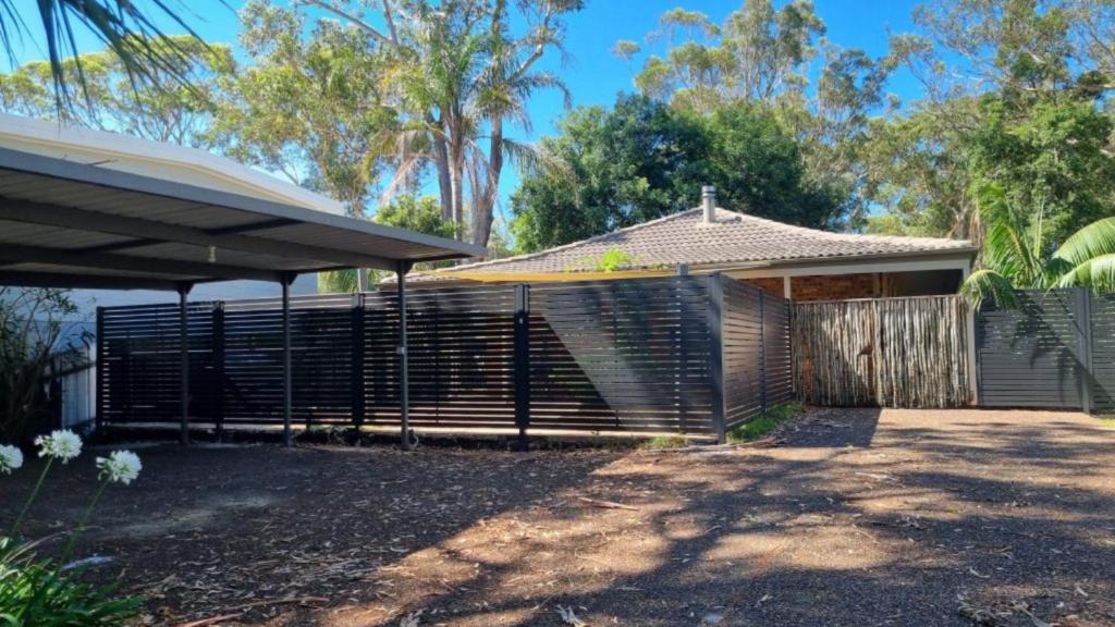 Bygningen som feriehuset ligger i