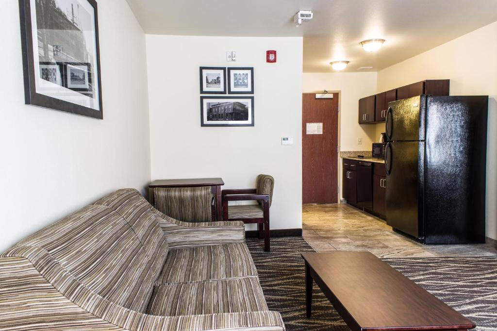 Cobblestone Hotel & Suites - Chippewa Falls - Suite Met 1 Slaapkamer