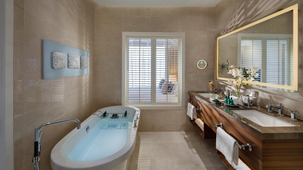 Aspen Chalets by Kempinski Hotel Mall of The Emirates - Resim 13