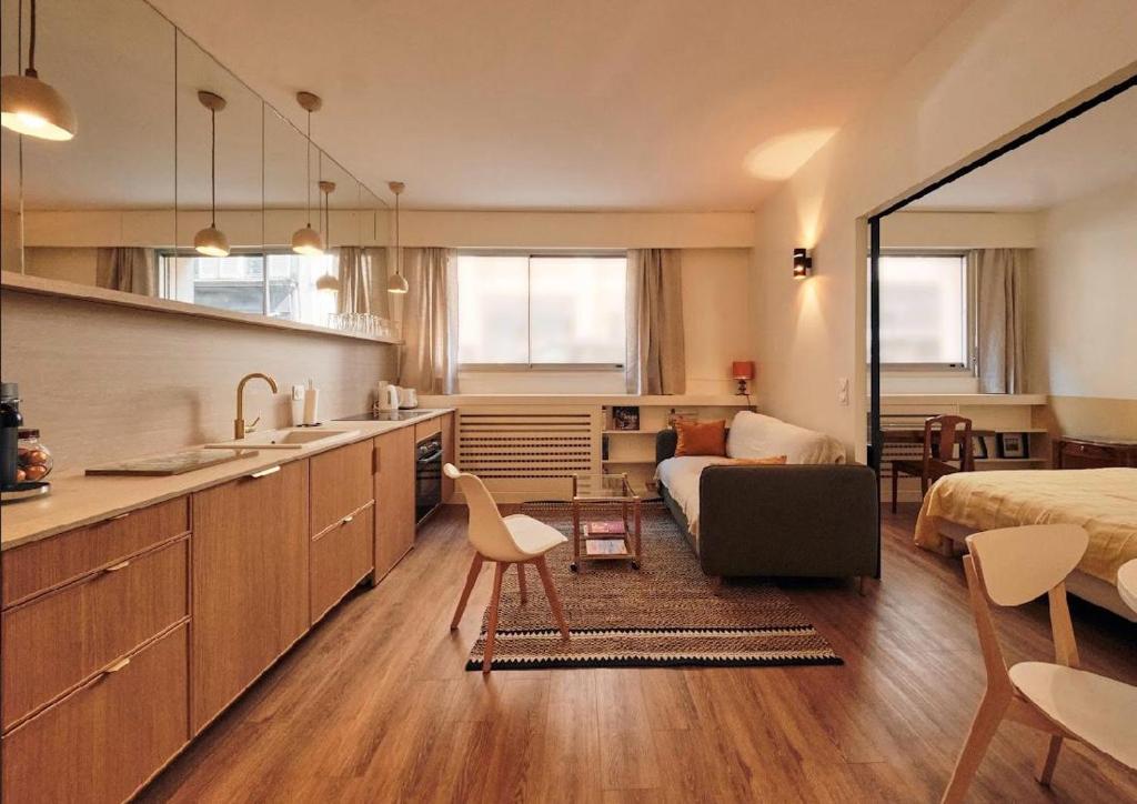 Chic & cosy 2BR - à deux pas Tour Eiffel 2BR