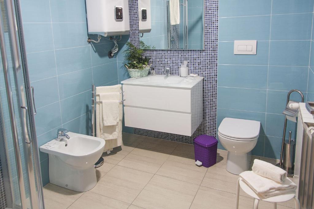 A bathroom at La Tarantola