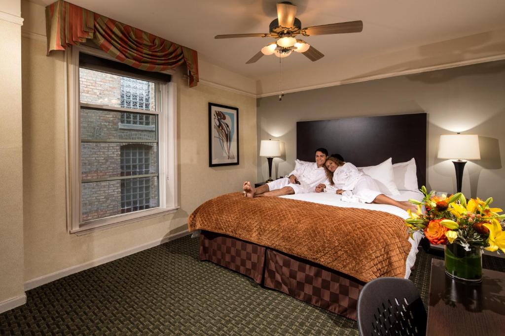 En eller flere senge i et værelse på The Willows Hotel