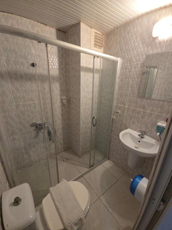 لابی و فضای عمومی Royal Ezel Hotel - تصویر ۵