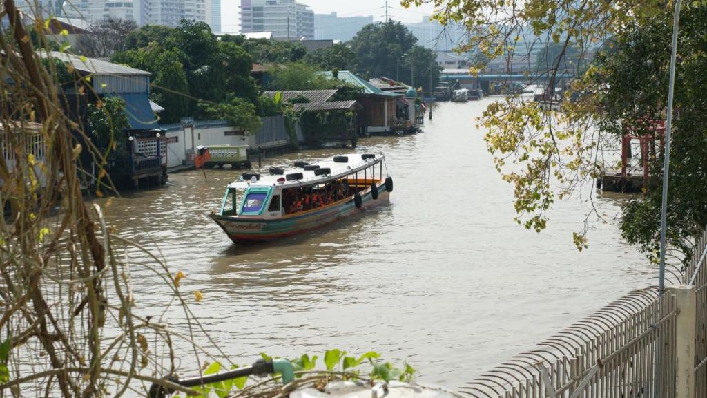 Bangluang Boutique Hotel nearby Wat Arun - Junior Suite Met Uitzicht Op De Gracht