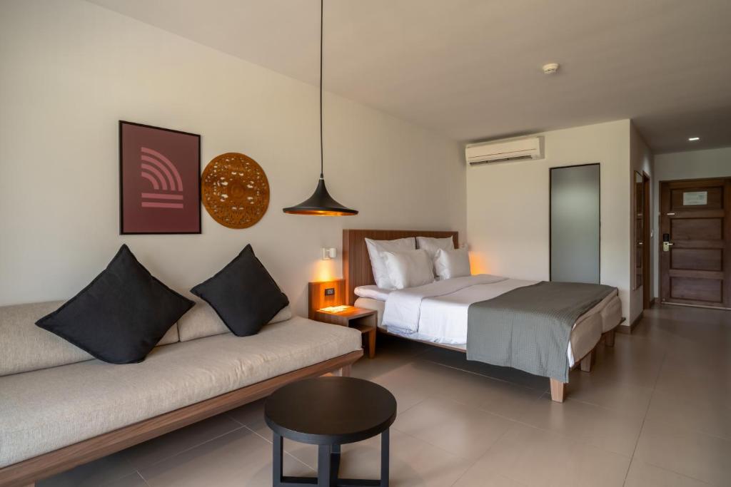 Sunprime Kamala Beach - 13