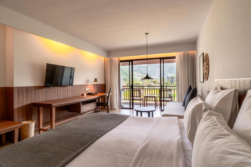 Sunprime Kamala Beach - 14