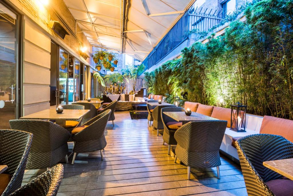 Posezení v ubytování Hotel Cabrera Imperial By key 33