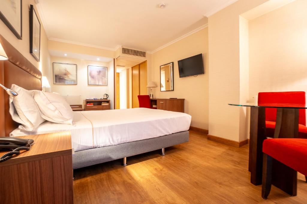 Aparto-Hotel Rosales - 6