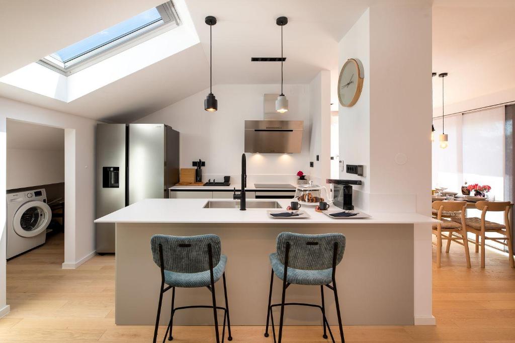 Moderne Penthousewohnung nur 180 Meter zum Strand mit herrlicher Dachterrasse