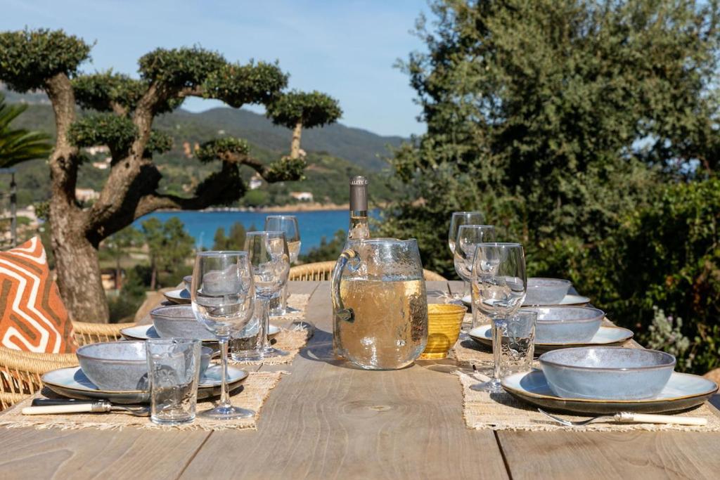 Villa Margaux with private pool & sea view