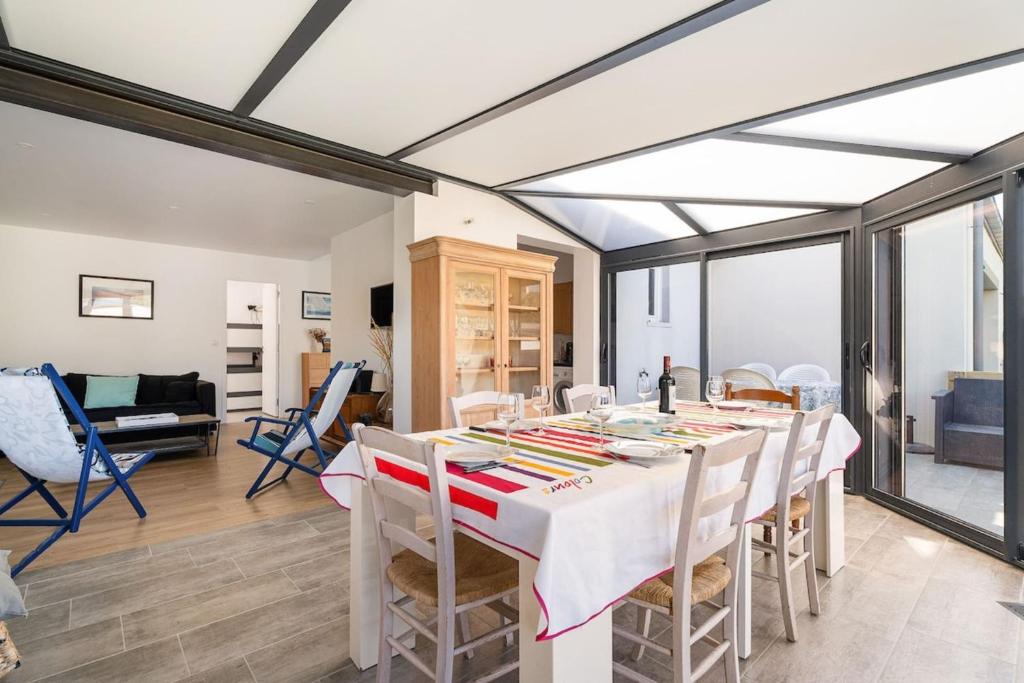 Et opholdsområde på Maison à 1300 m des plages