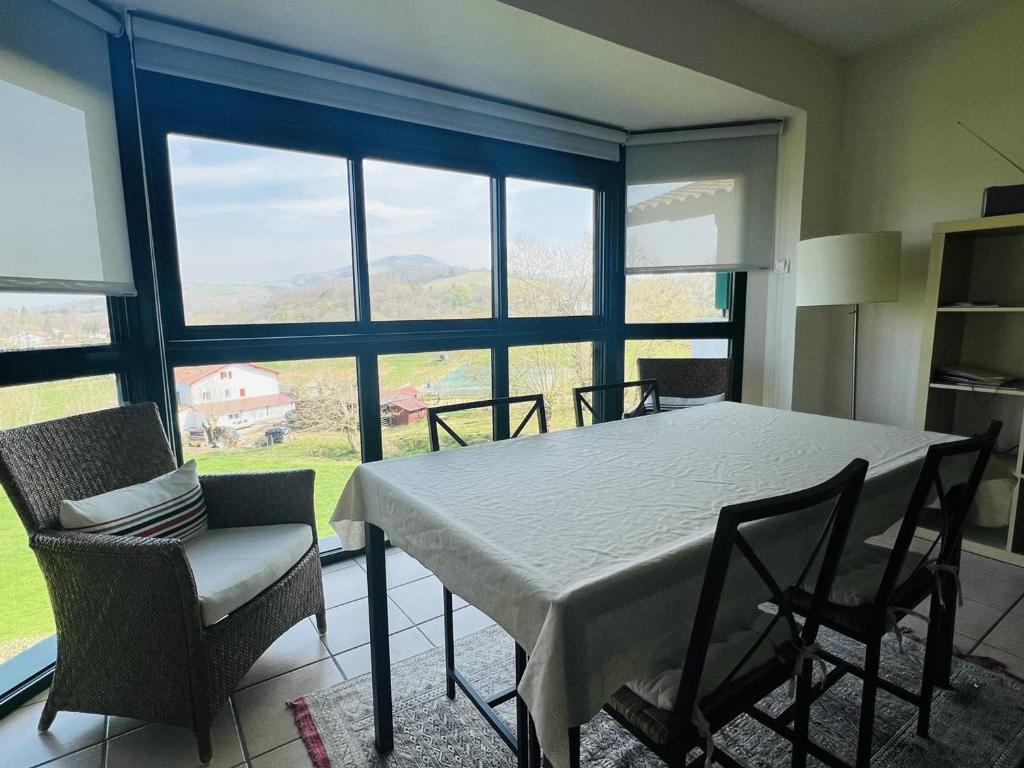 Appartement T2 tout confort à Cambo-les-Bains - FR-1-495-116