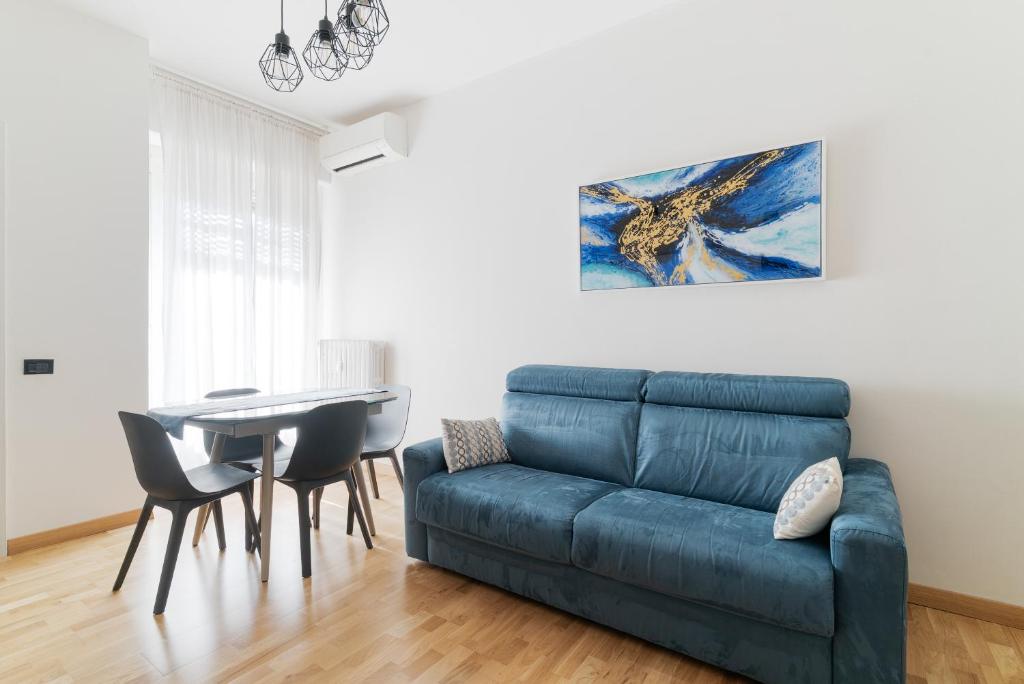 GuestHost - Stylish Flat in Navigli district Milan