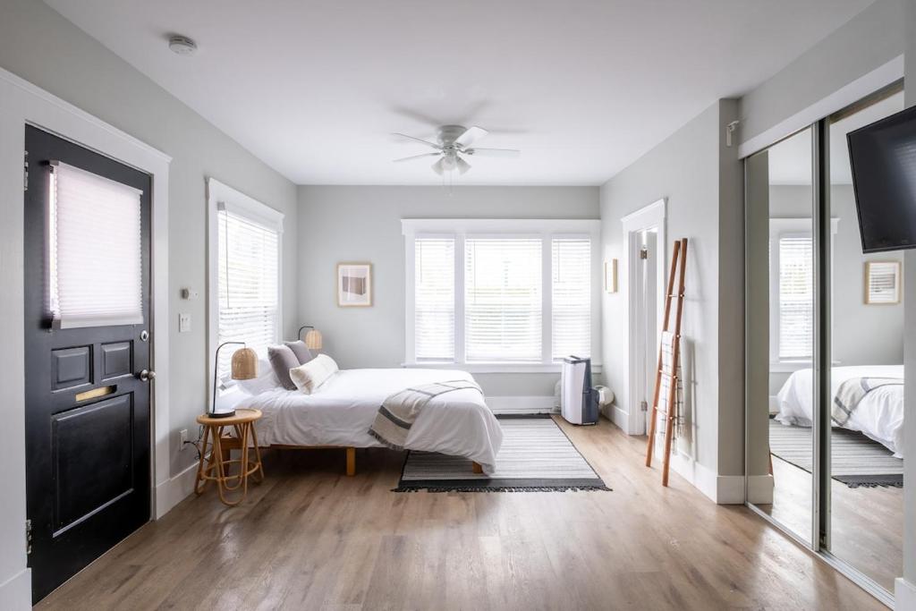 Gallery image of Vacation in Hollywood