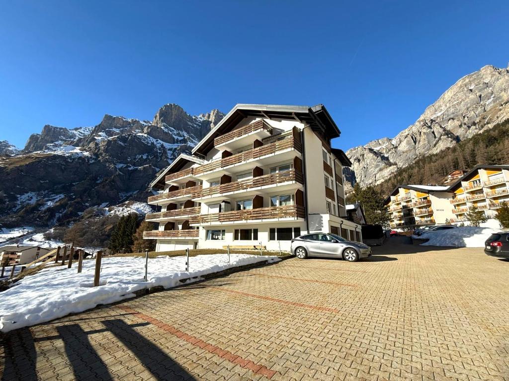 En generel udsigt til bjerge eller udsigt til bjerge taget fra lejligheden