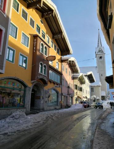 Hotel Adler - Housity