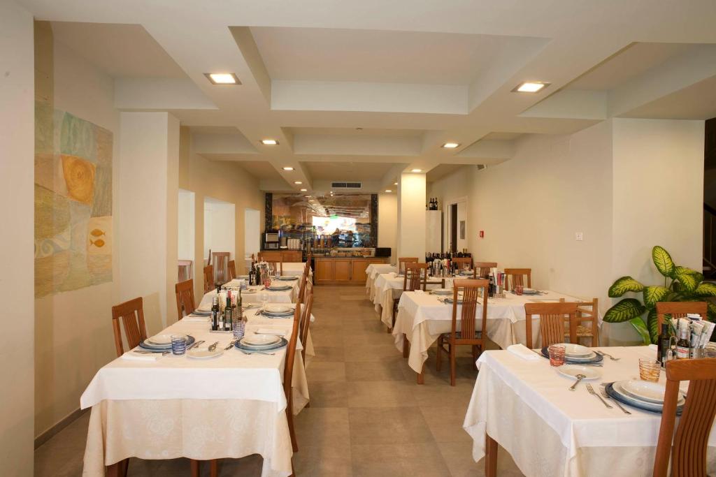 Restaurace v ubytování Hotel Sirio
