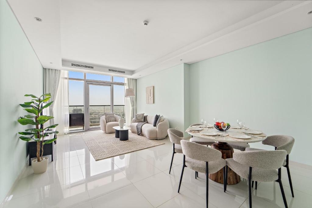 VayK - Spacious 2BR Inside Hotel