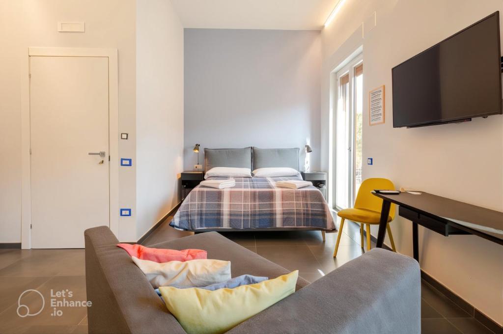 B&B Un Passo Dal Treno Piazza Vittorio Veneto 36-Salerno Station - 6