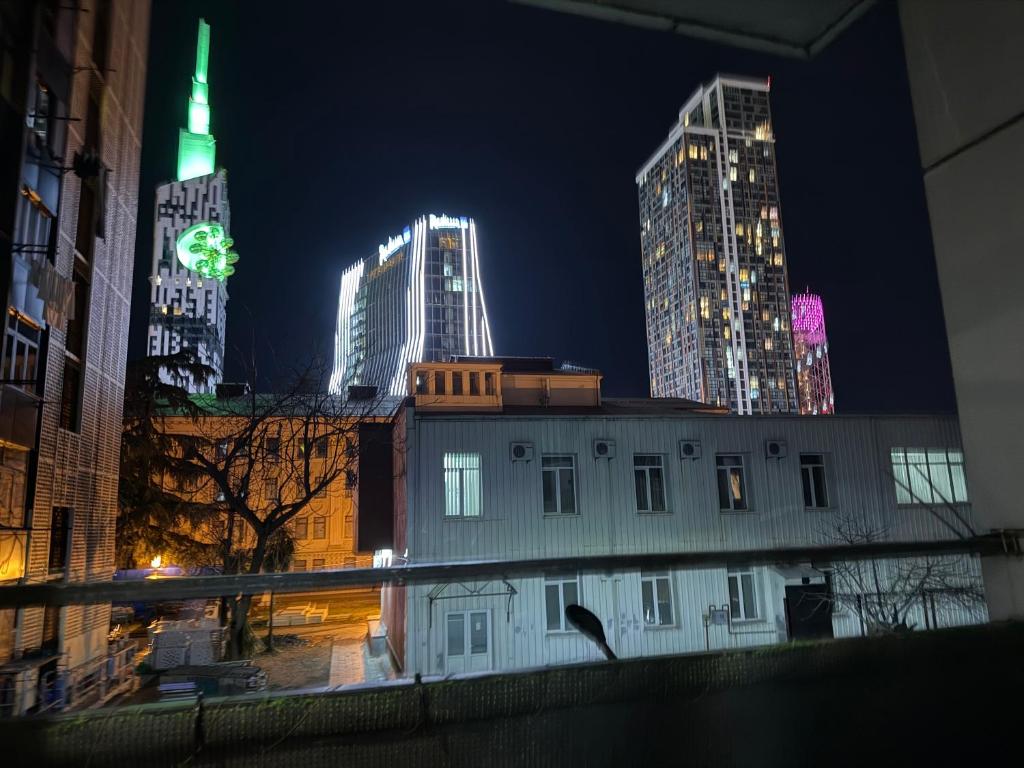 فضای داخلی Apartment In Batumi MGZAVREBI در باتومی - تصویر ۳