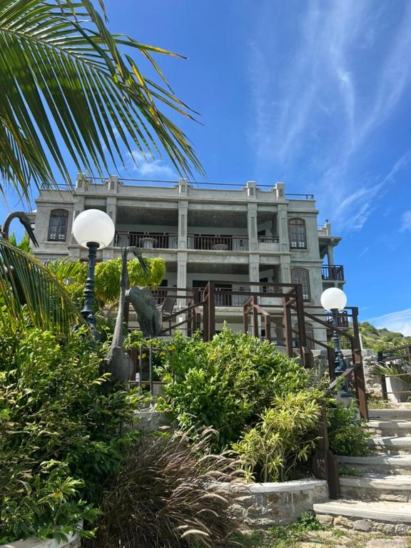 LaVista Antigua- Whole Property